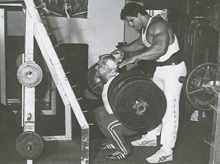 Tom Platz Squatting